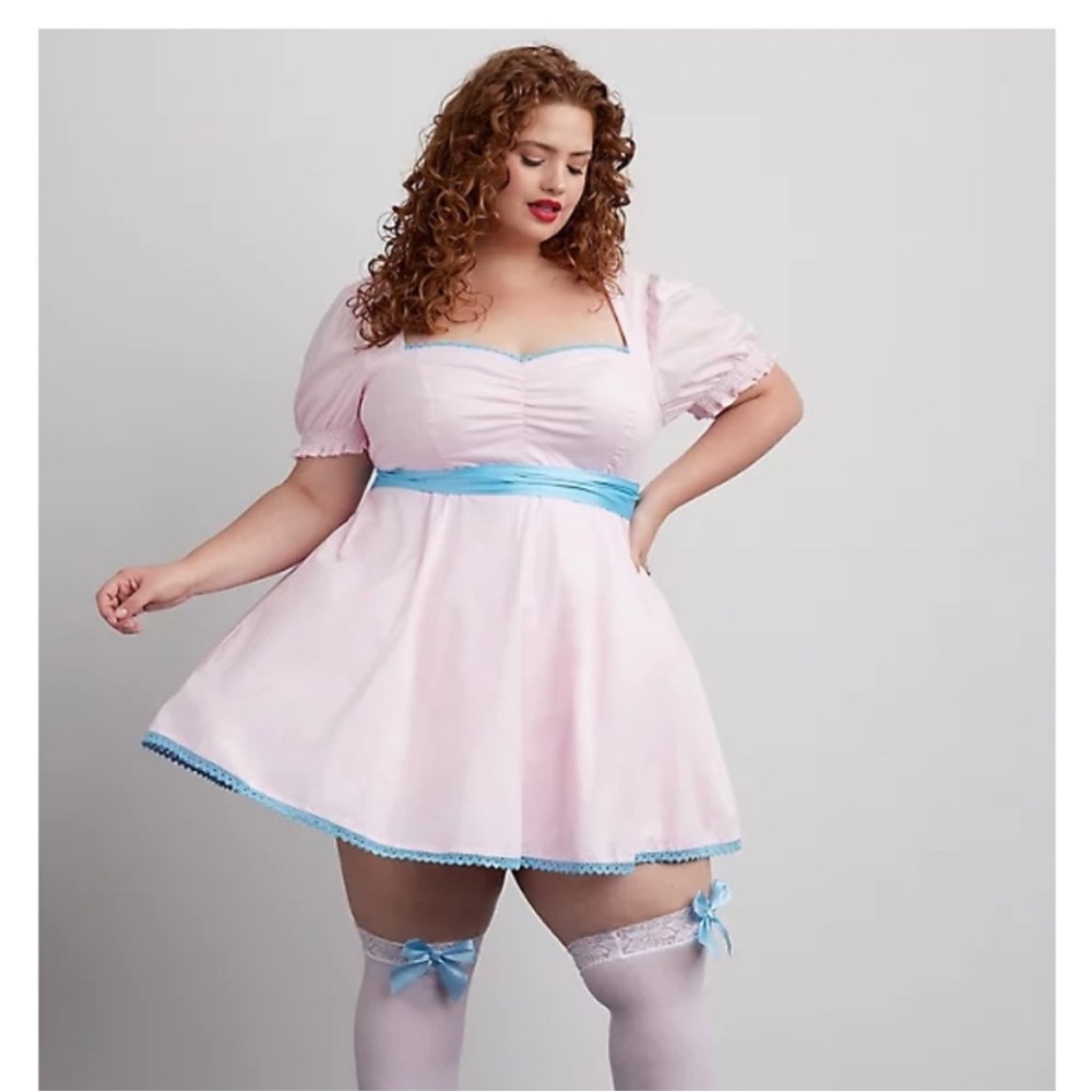 Torrid NWT HALLOWEEN COSTUME STRETCH POPLIN SATIN CLASSIC DOLL DRESS